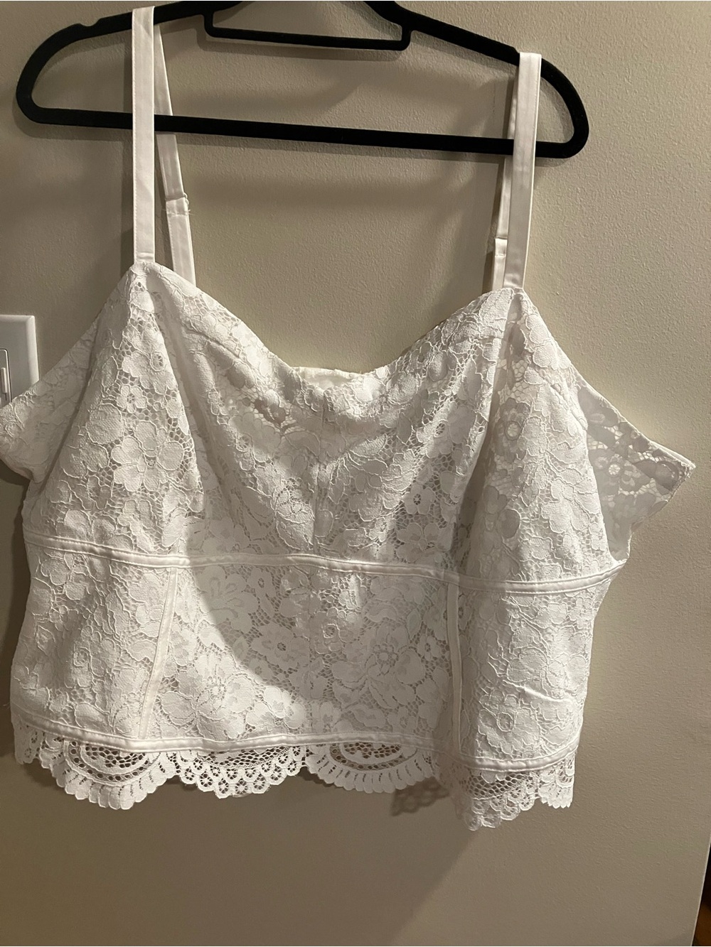 4X White Lace Bustier with Adjustable Straps beautiful sexy versatile bra